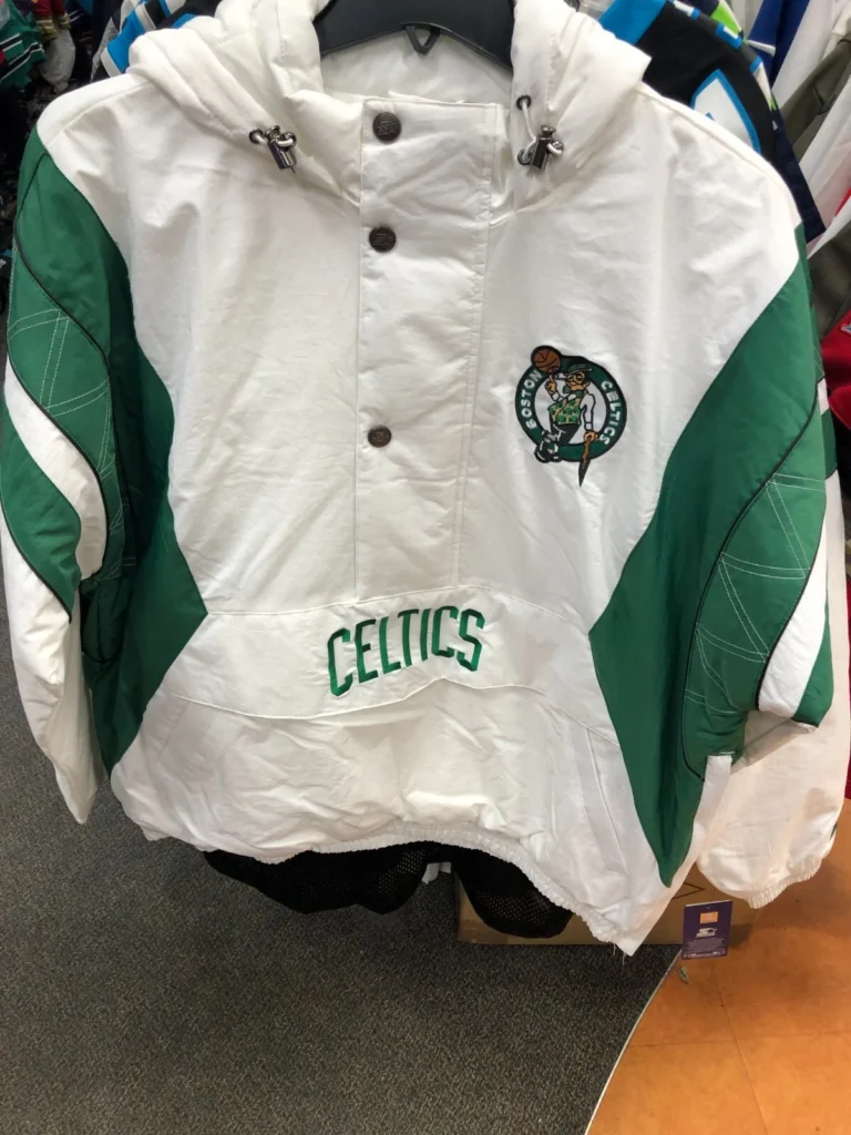 BOSTON CELTICS JACKET STARTER MENS JACKET WITH HOOD HEAVY WEIGHT WHITE