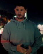 Crime-101-Chris-Hemsworth-Grey-Hoodie-1