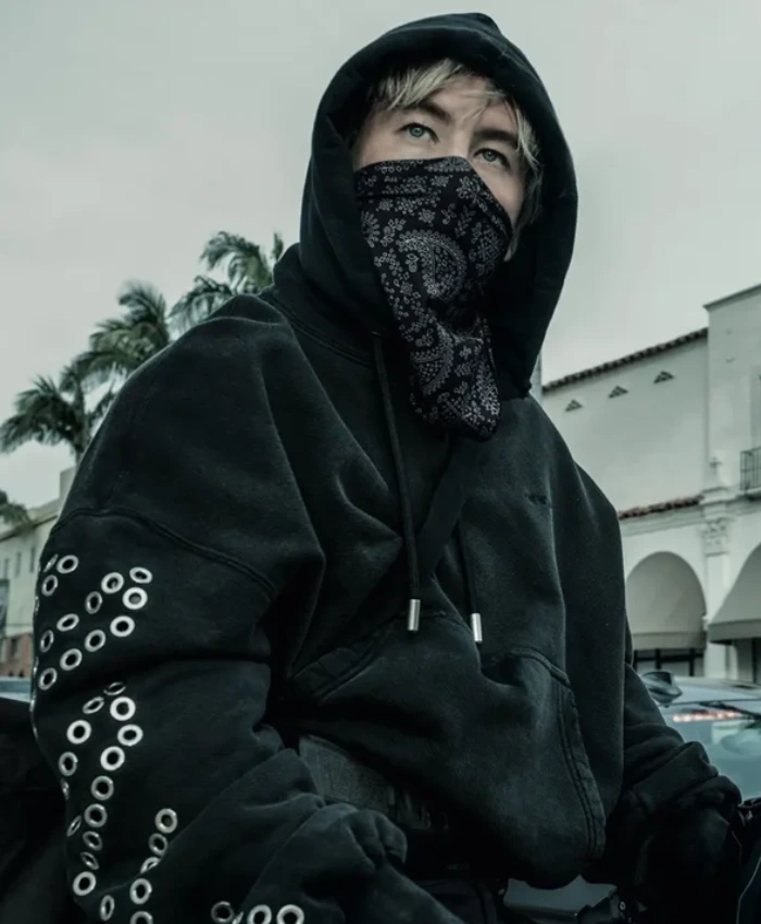 Ormon-Crime-101-Black-Hoodie