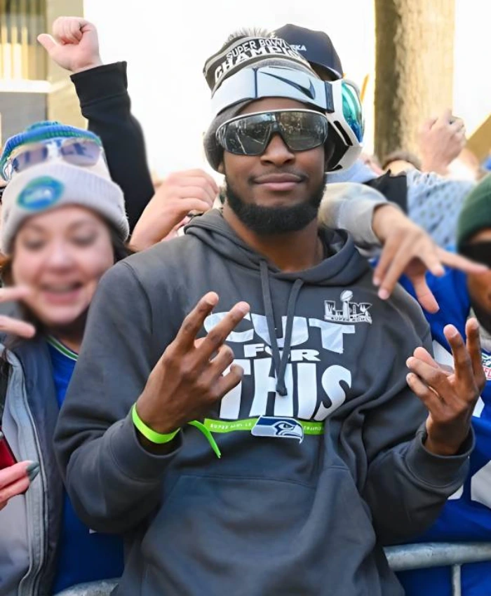 Seattle-Seahawks-Super-Bowl-LX-Champions-Pickoff-Move-Parade-Club-Grey-Hoodie