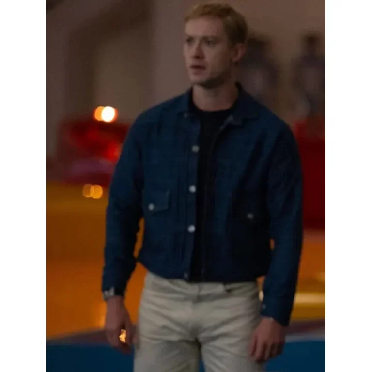 the-fantastic-four-first-steps-joseph-quinn-blue-jacket