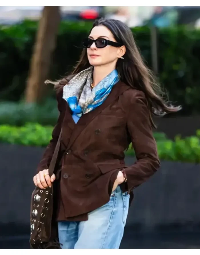 Andy-Film-The-Devil-Wears-Prada-2-Anne-Hathaway-Blazer