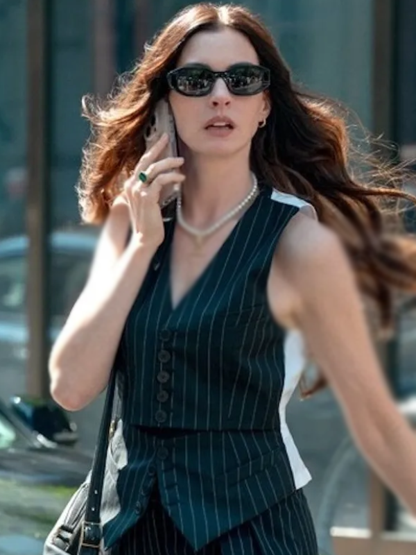 Anne Hathway  2026 Movie The Devil Wears Prada 2 Andy Stripe Black And White Vest