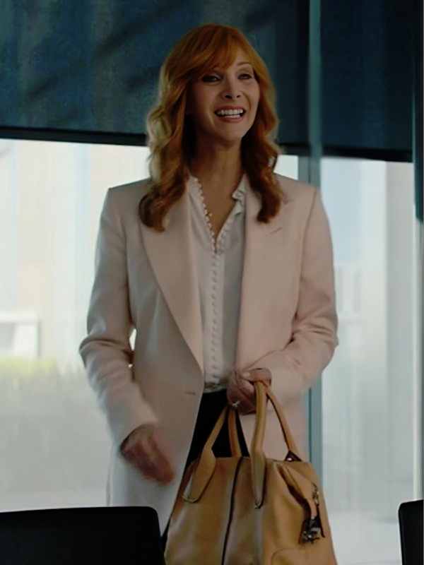 The-Comeback-Season-3-Lisa-Kudrow-Blazer