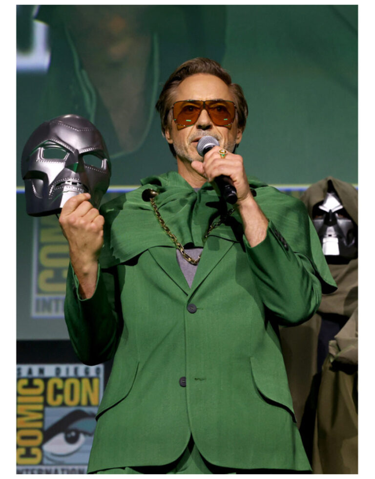 Victor-Von-Doom-Film-Avengers-Doomsday-2026-Robert-Downey-Green-Blazer