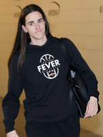 Caitlin-Clark-Indiana-Fever-v-Las-Vegas-Aces-Black-Hoodie