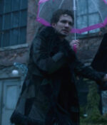 Klaus-Hargreeves-The-Umbrella-Academy-Robert-Sheehan-Black-Shearling-Coat (1)