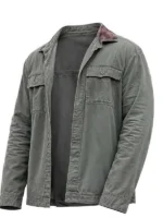 Alan-Ritchson-Runner-Reacher-2026-Grey-Shirt
