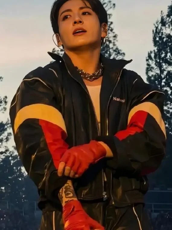 BTS-Arirang-World-Tour-Stanford-Jungkook-Jacket-570x760-1