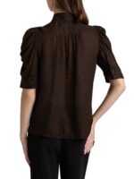 Beth-Dutton-Dutton-Ranch-S01-2026-Leopard-Puff-Top-570x760 (1)