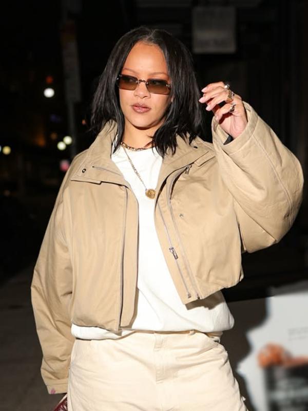 Birthday-Party-NYC-2026-Rihanna-Beige-Jacket Birthday-Party-NYC-2026-Rihanna-Beige-Jacket
