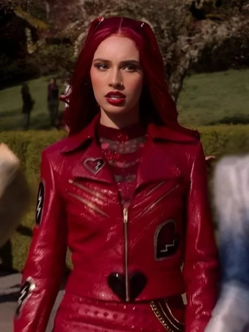 Descendants-Wicked-Wonderland-2026-Kylie-Cantrall-Heart-Printed-Jacket