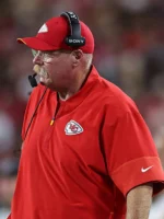 Kansas-City-Chiefs-Andy-Reid-2026-Nike-Preseason-Red-Half-Zip-Jacket