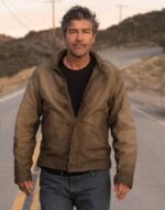 Lanterns-S01-Kyle-Chandler-Brown-Bomber-Jacket-3