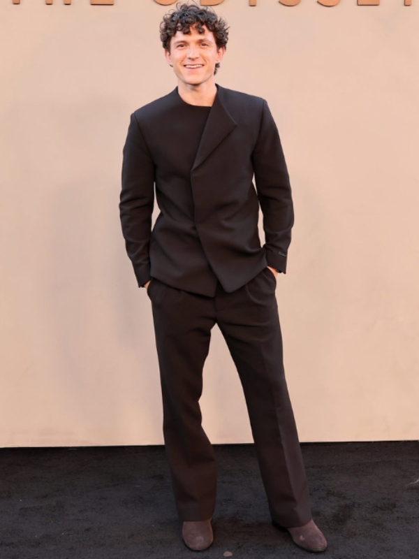 The-Odyssey-Tom-Holland-New-York-Premiere-2026-Suit