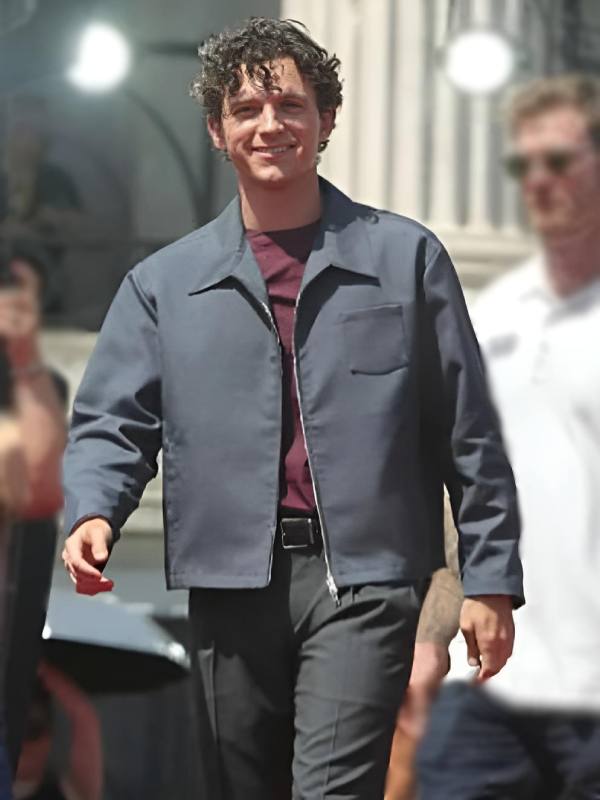 Tom-Holland-Spider-Man-Brand-New-Day-London-Premiere-Grey-Jacket (1)