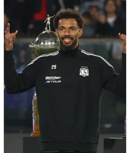 Vozinha-Colo-Colo-Monumental-Stadium-Sweatshirt
