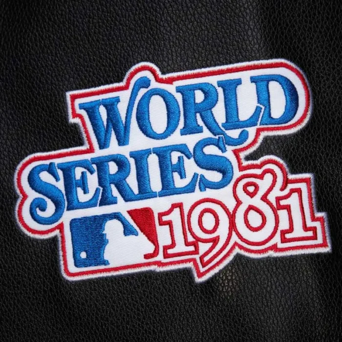 la-dodgers-black-out-vintage-logo-black-jacket