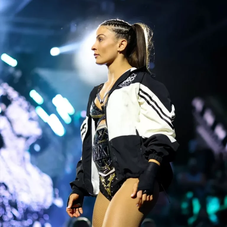AEW-Mexico-Kendal-Jacket