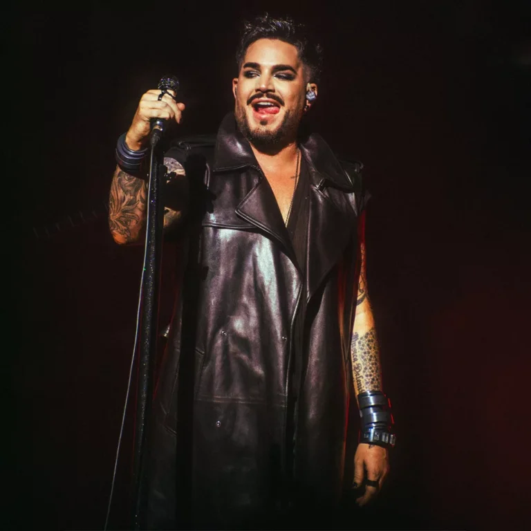 Roundhouse-Show-London-Long-Coat