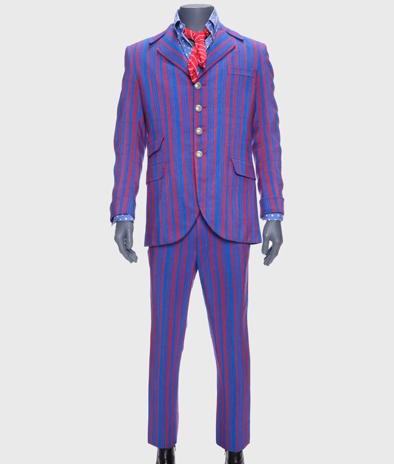 Austin-Powers-Pinstripe-Suit-4