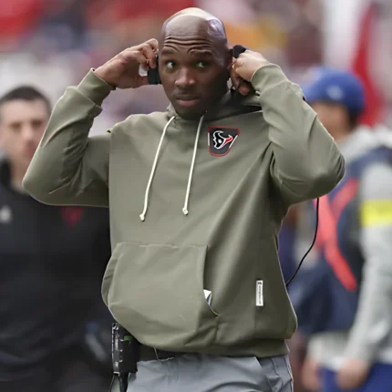 Houston-Texans-Salute-To-Service-DeMeco-Ryans-Hoodie-1 (1)