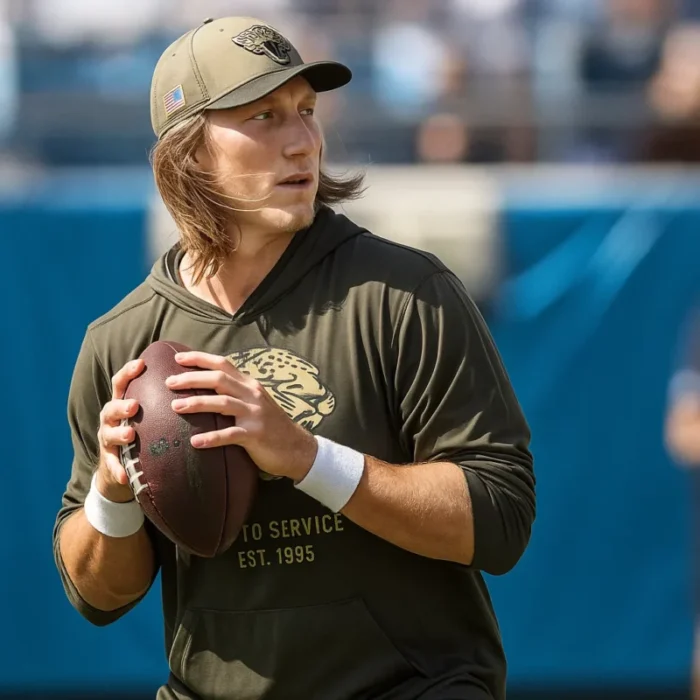 Jacksonville-Jaguars-Salute-to-Service-2025-Trevor-Lawrence-Green-Hoodie-800x800 (1)