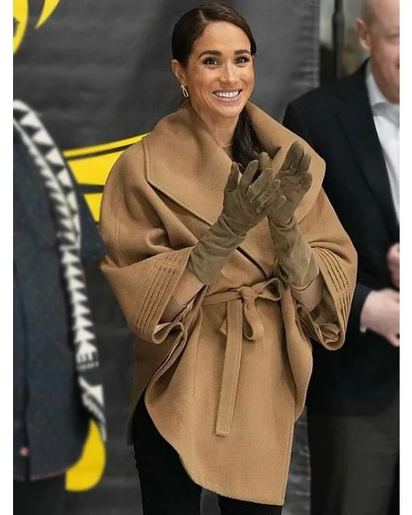 Meghan-Markle-Sentaler-Coat-jpg